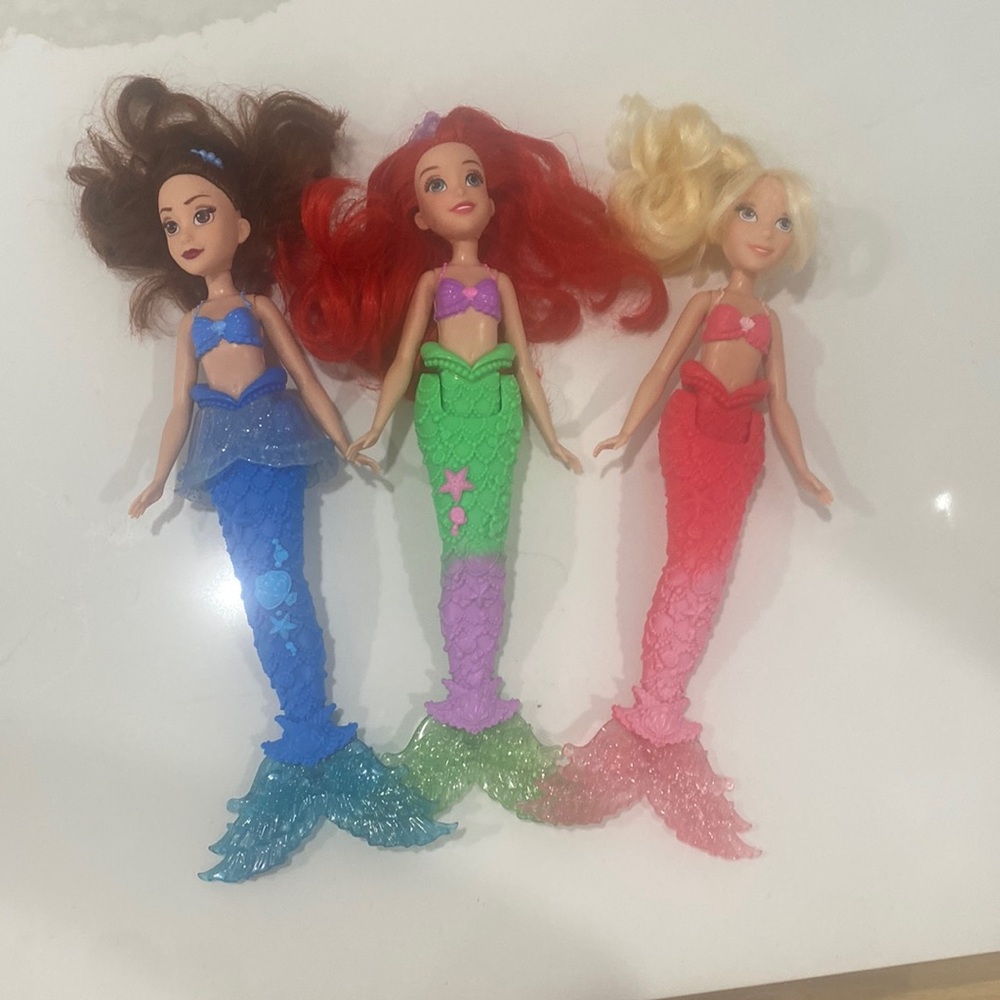 Ariel, Disney sisters